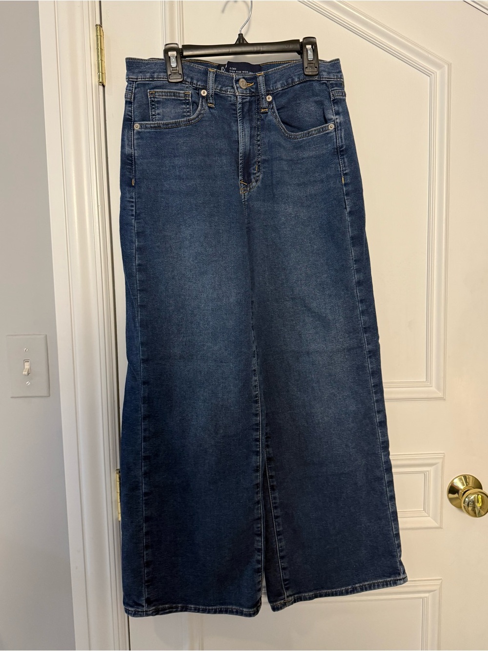 Gap High Rise Wide Leg Sweatpant Jeans 2/26 Short